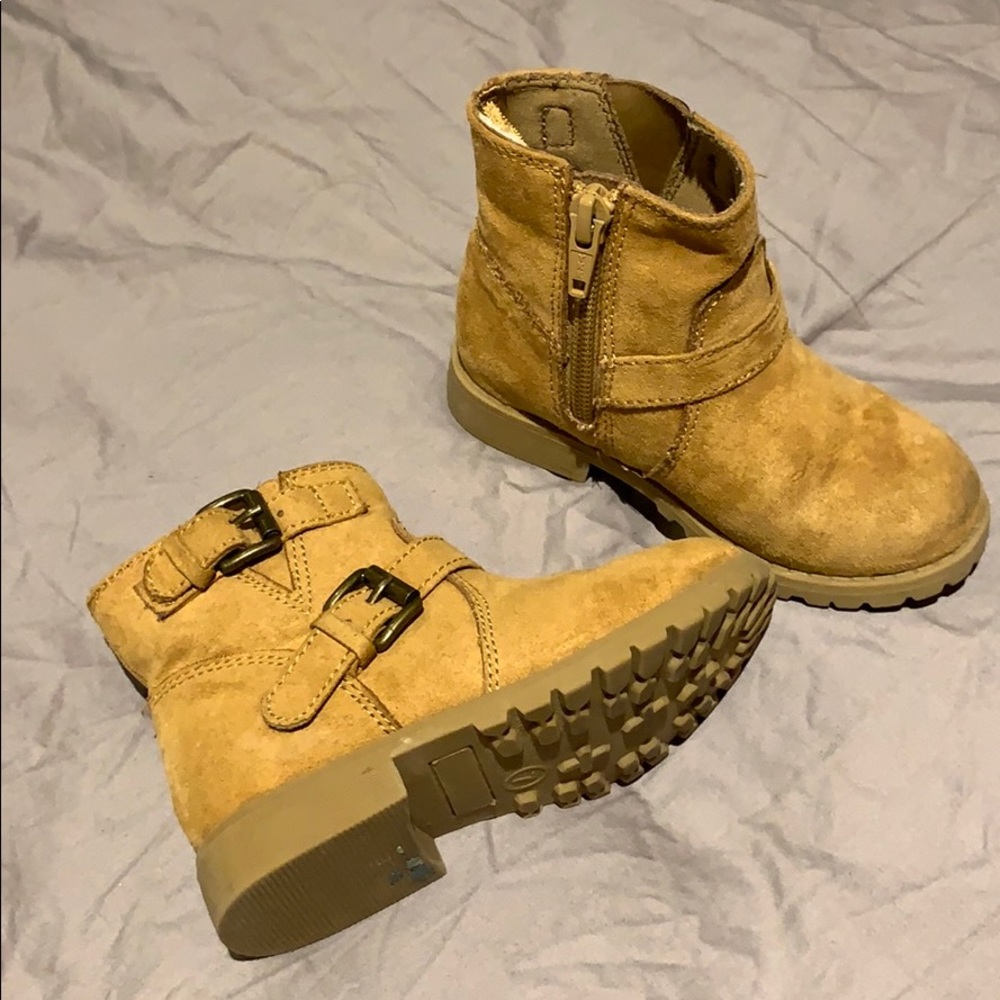 Tan boots - Old Navy